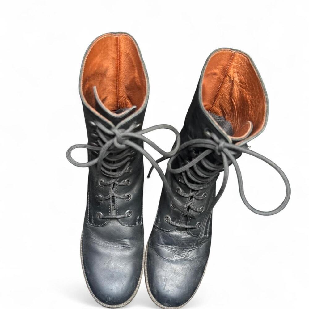 J. Crew Black Leather Lace Up Combat Boots Size 7 Grunge Indie - Picture 8 of 8